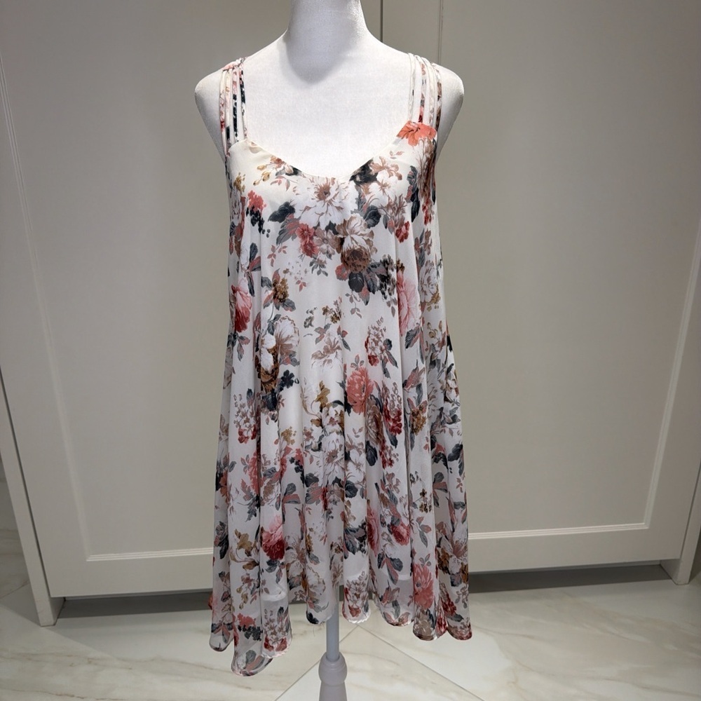 Lucy Paris Floral Sleeveless Dress